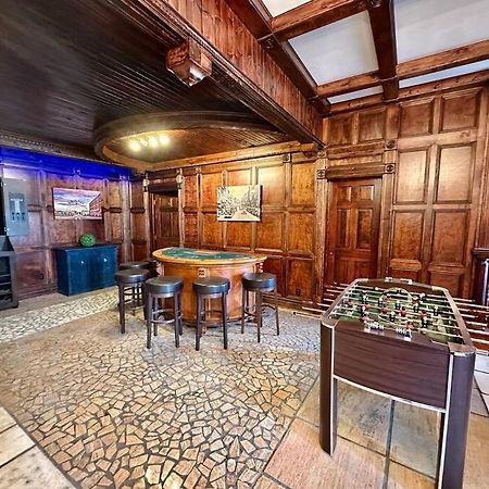 5 Bedroom Estate Near Casino And Downtown Bristol Exterior foto